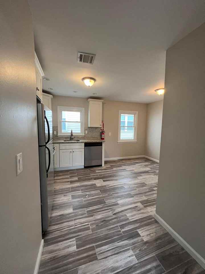 347 Washington Ave #2L - Photo 7 of 27