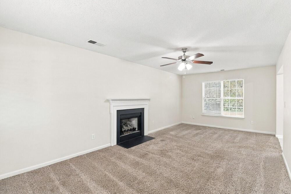 12527 Autumn Blaze Dr - Photo 6 of 17