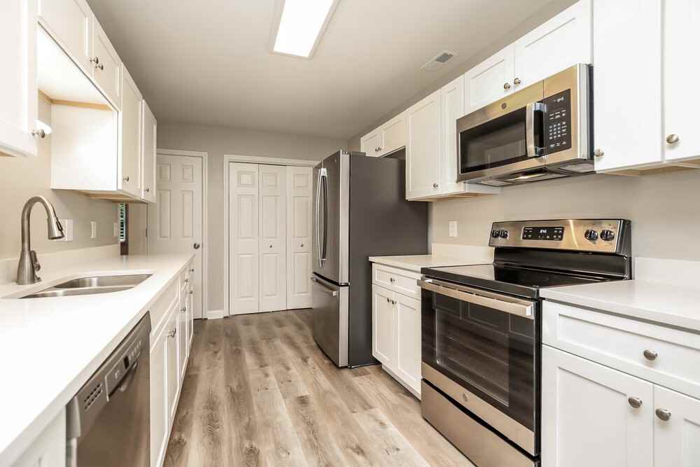 2812 Maple Cir - Photo 6 of 16