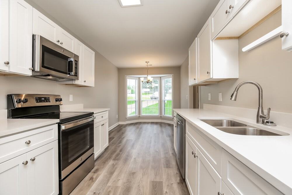 2812 Maple Cir - Photo 7 of 16