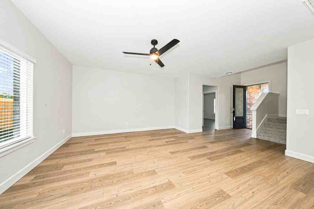 12013 Sw 30th St - Photo 7 of 17