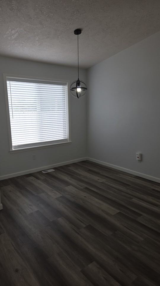 1280 Tara Ct #1 - Photo 4 of 22