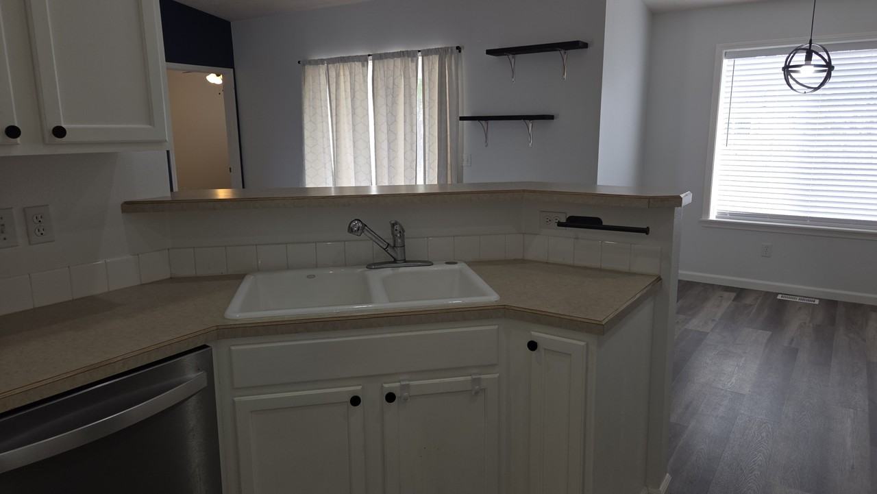 1280 Tara Ct #1 - Photo 7 of 22