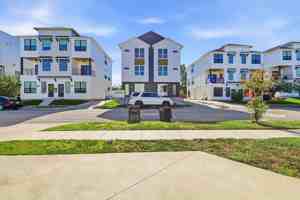 featured image of 2339 Benbrook Blvd #1