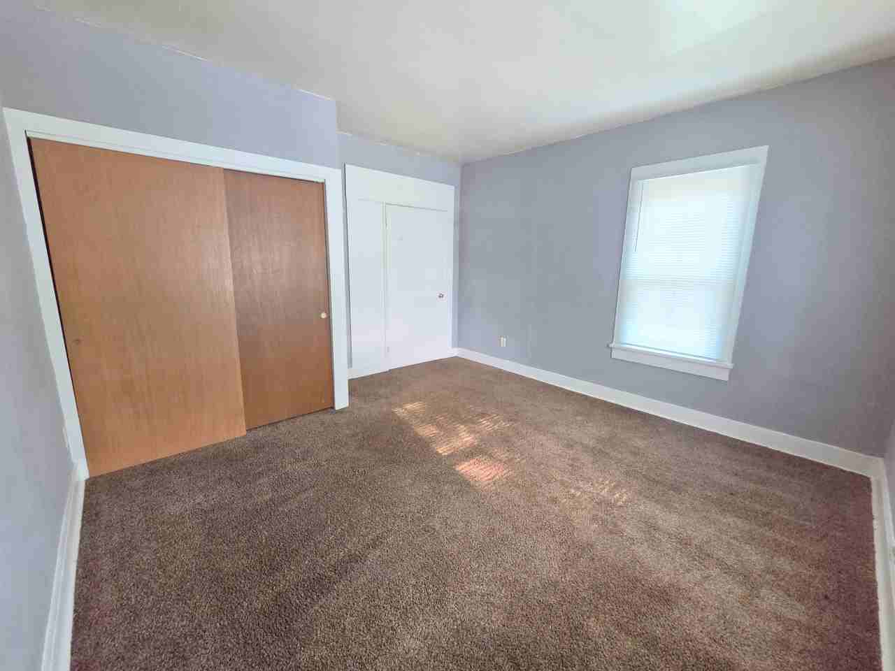 1419 Saint Marys Ave #1 - Photo 4 of 7