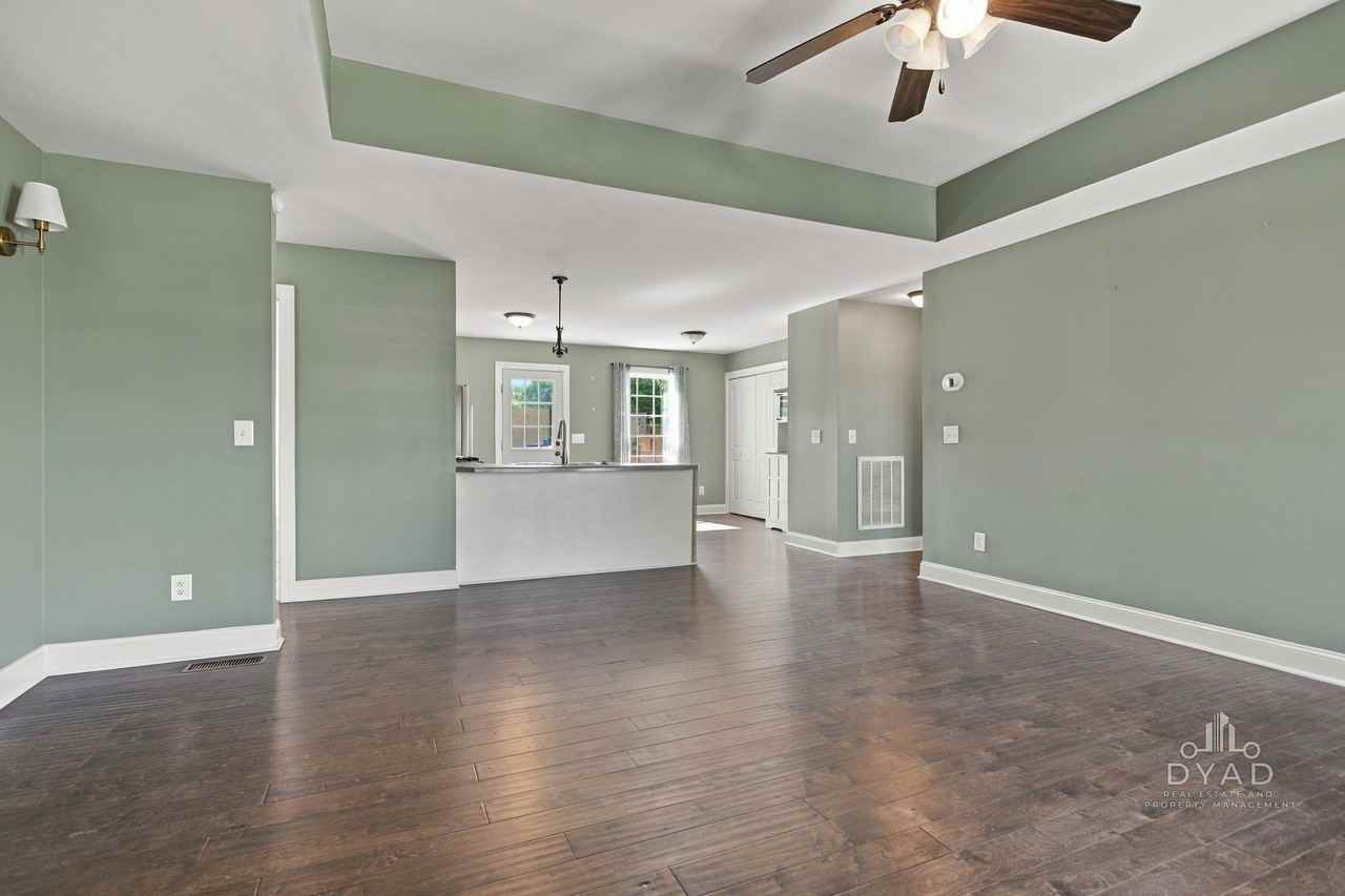 1648 Wellington Dr #1 - Photo 7 of 28