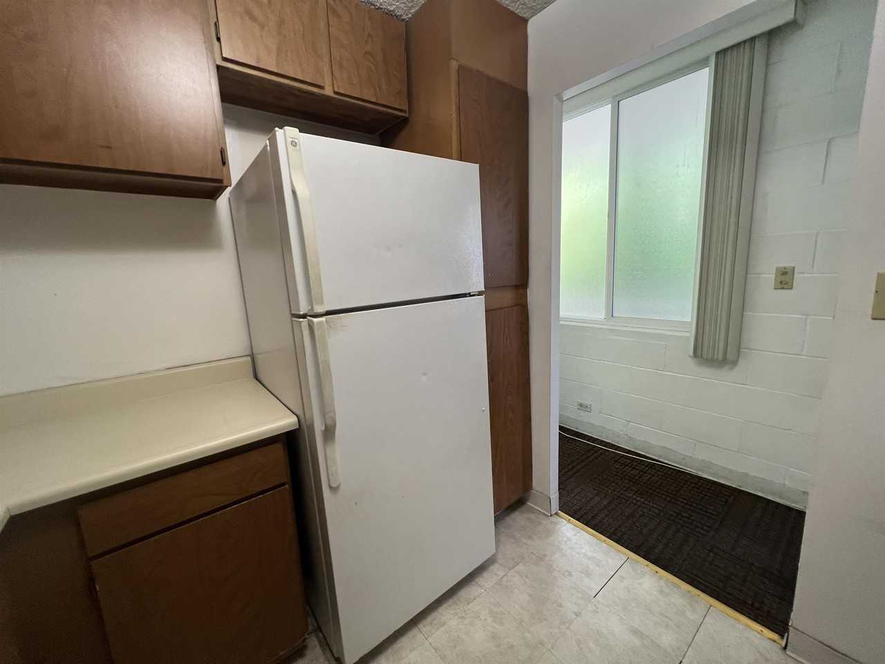 1226 Matlock Ave #3 - Photo 2 of 12