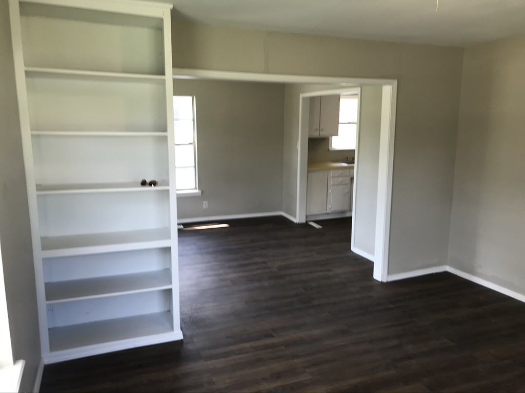 213 S 16th St #1 - Photo 4 of 18
