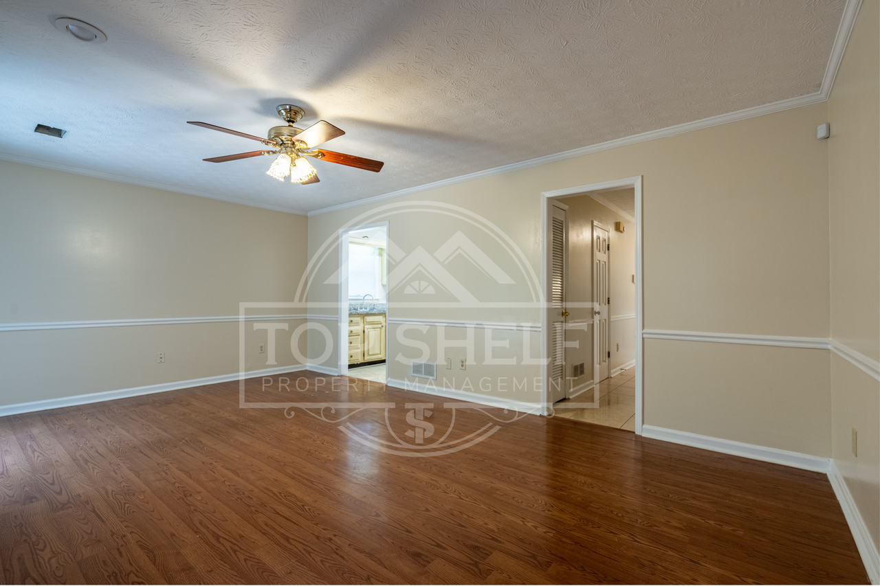2928 Governors Ct #1 - Photo 3 of 18
