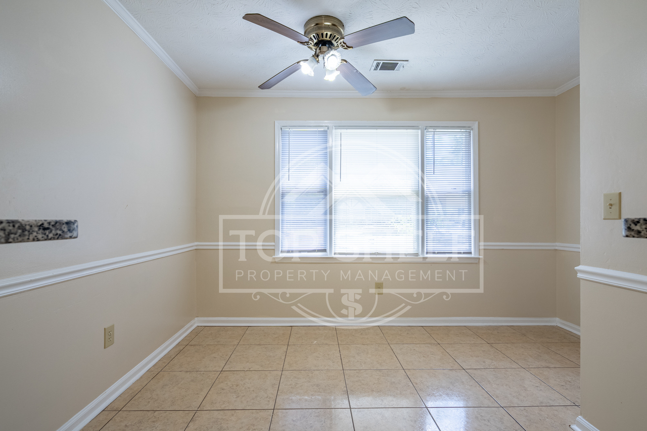 2928 Governors Ct #1 - Photo 7 of 18
