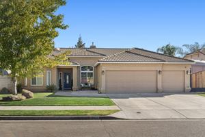 featured image of 3720 Riverview Dr #1