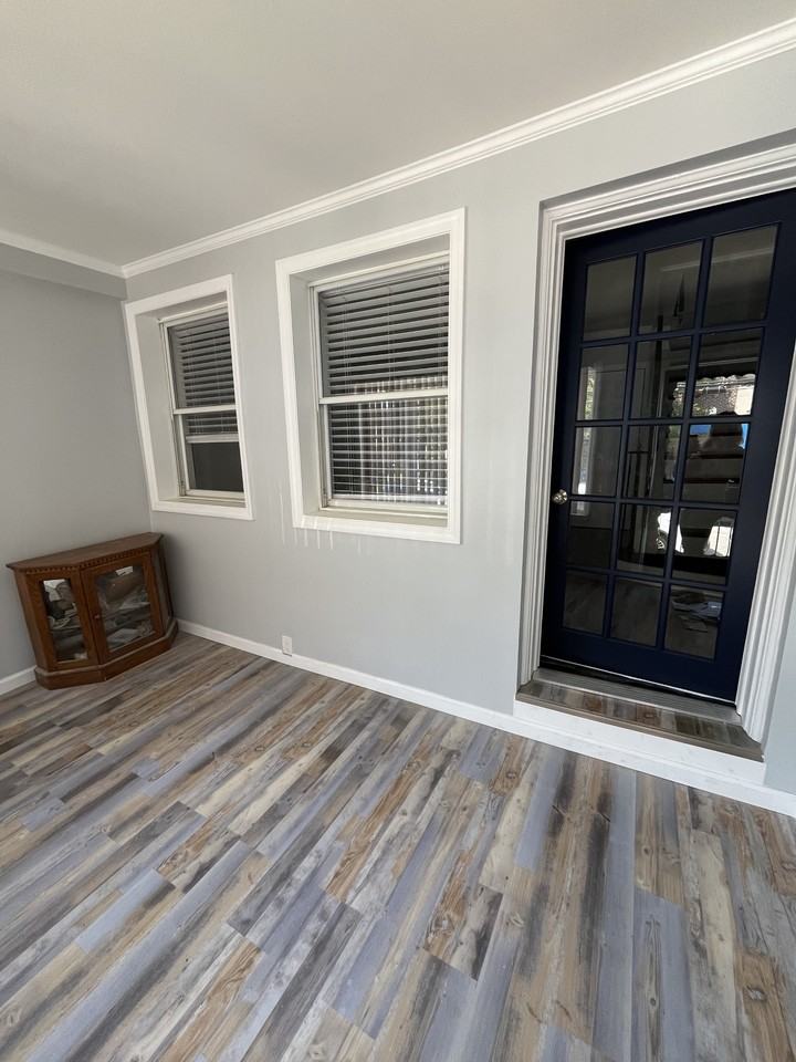 906 Johnston St #1 - Photo 2 of 21