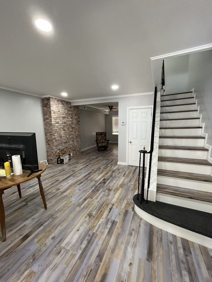 906 Johnston St #1 - Photo 3 of 21