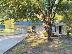 206 Renfro St - Photo 1 of 1