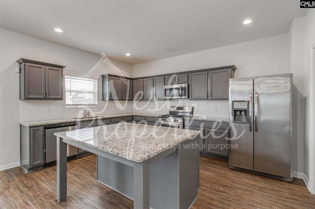 206 Barony Place Dr #1 - Photo 3 of 14