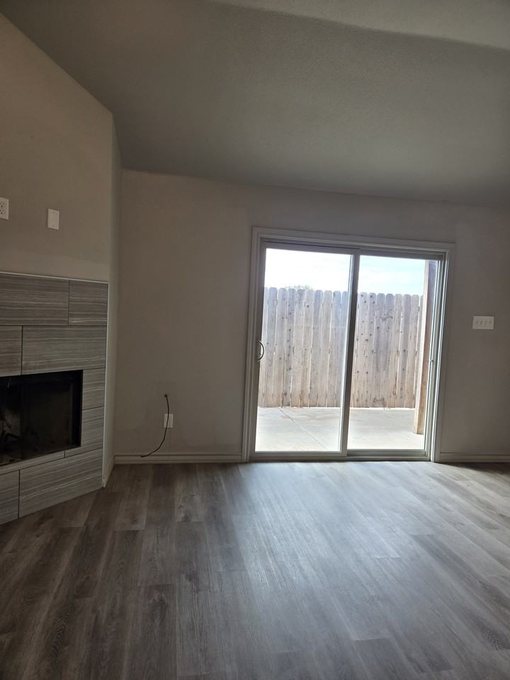 17825 Private Road 2160 - B #B - Photo 5 of 13