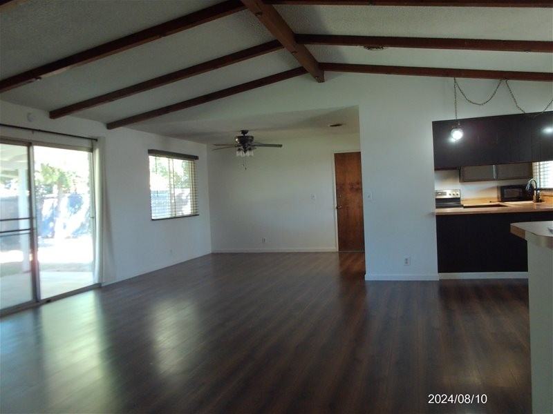 422 El Margarita Rd #1 - Photo 5 of 10