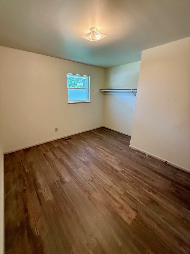 4891 Woodland Dr #1 - Photo 5 of 8