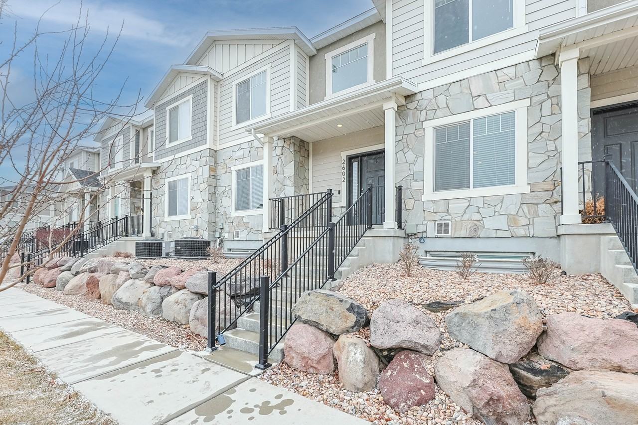 2602 N Cormac Pl #1 - Photo 2 of 46