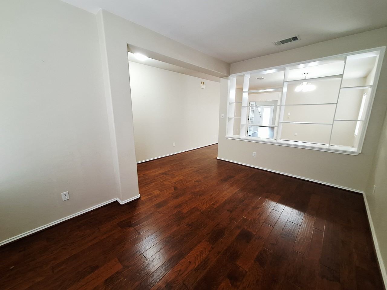 407 W South St #1 - Photo 5 of 25