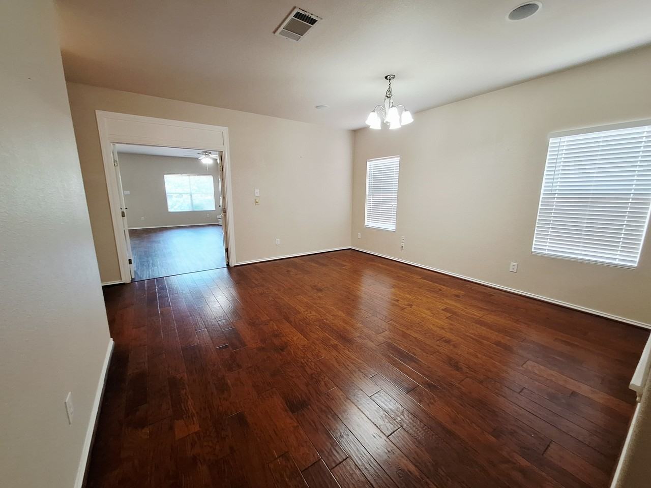 407 W South St #1 - Photo 6 of 25
