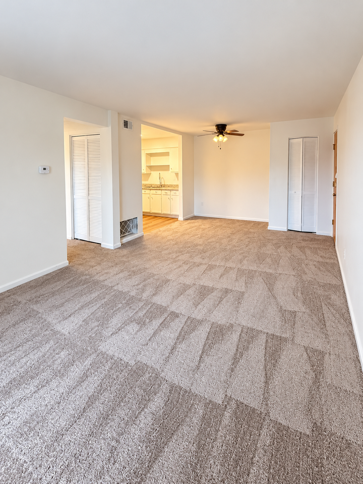 4500 Landside Drive - 2 Bedroom - Photo 5 of 17