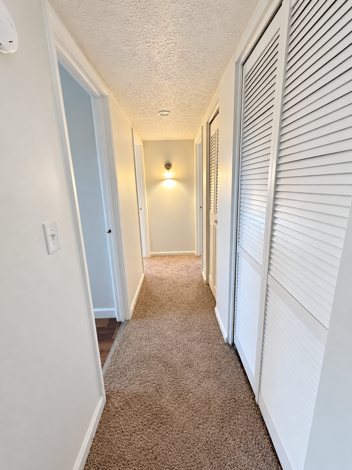 4500 Landside Drive - 2 Bedroom - Photo 7 of 17