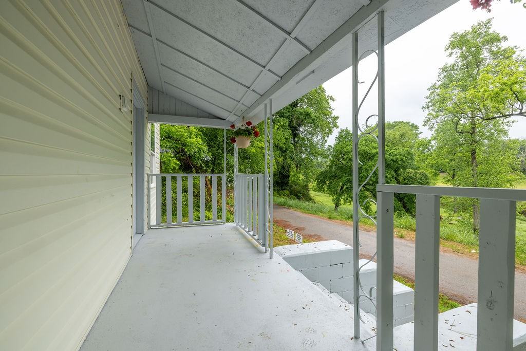 1502 Mitchell St #1 - Photo 3 of 10