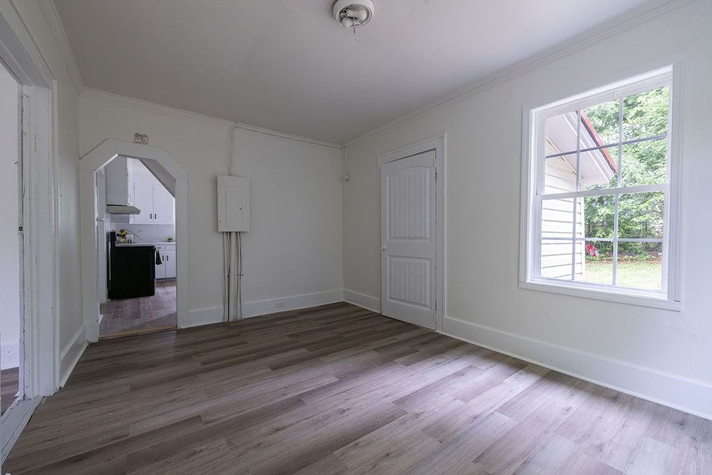 1502 Mitchell St #1 - Photo 5 of 10