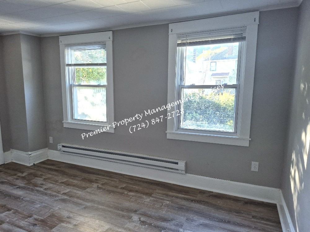 1231 Main St #2TOP - Photo 4 of 17