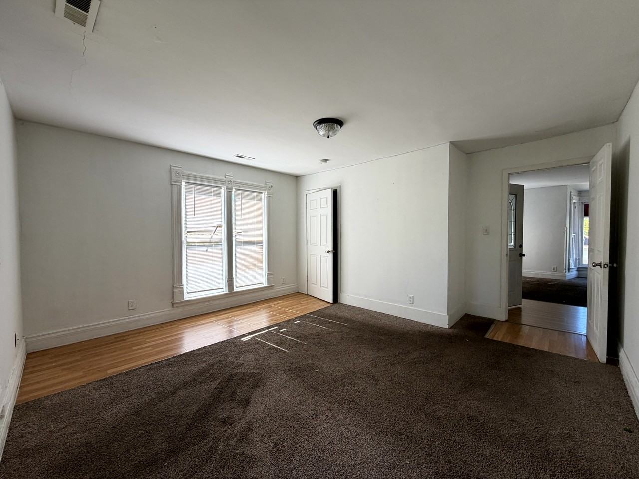 500 Middlebury St #2 - Photo 2 of 9