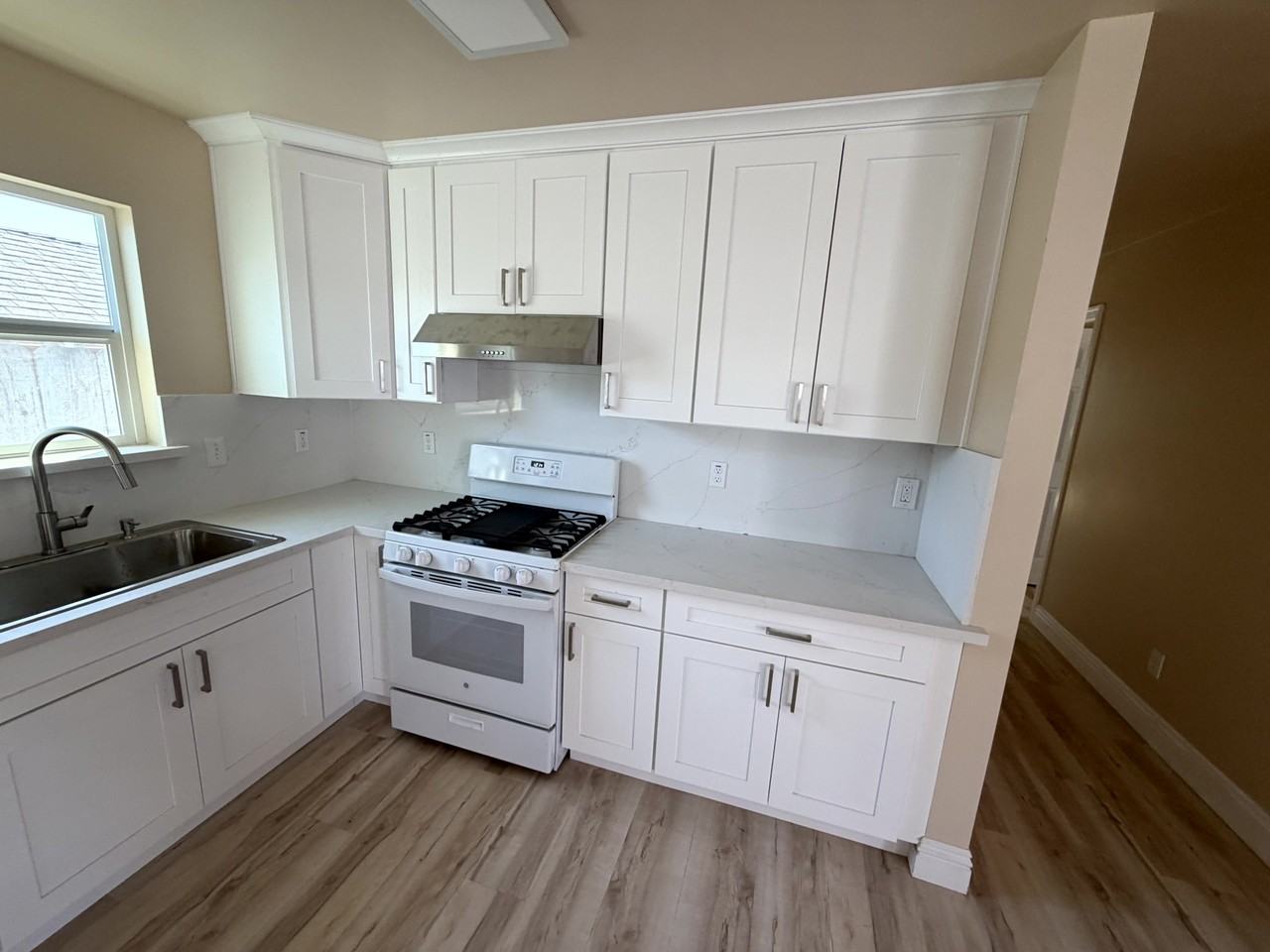 744 Mae AvenueUnit A #1 - Photo 3 of 12