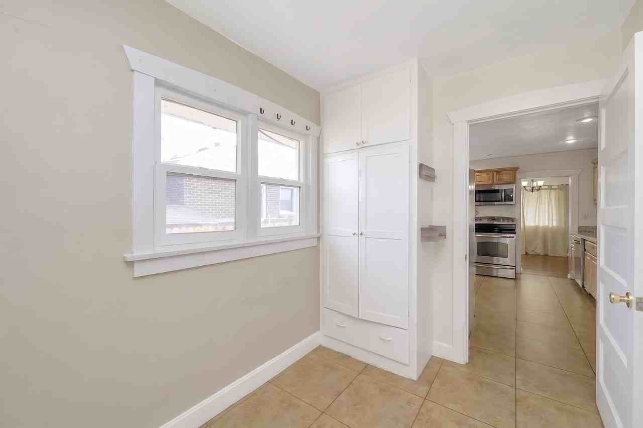 447 E 1300 S #1 - Photo 5 of 17