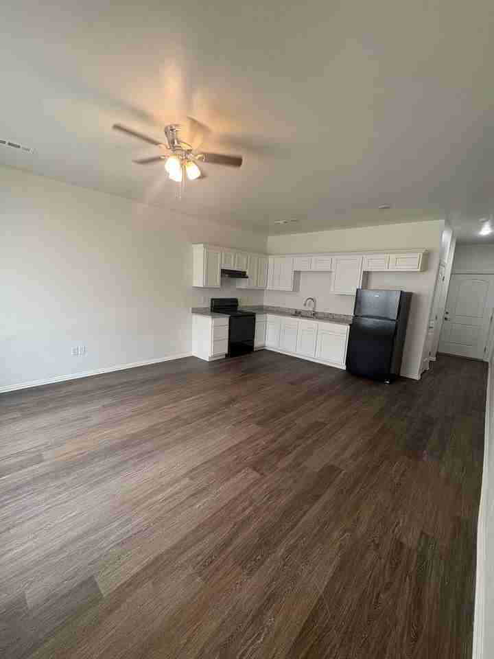 RODEO HILLS | COMFORTABLE LIVING IN DODGE CITY - Photo 4 of 17