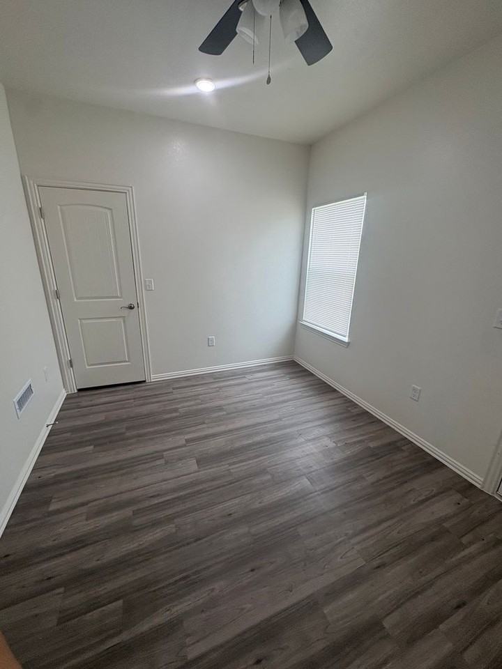 RODEO HILLS | COMFORTABLE LIVING IN DODGE CITY - Photo 7 of 17