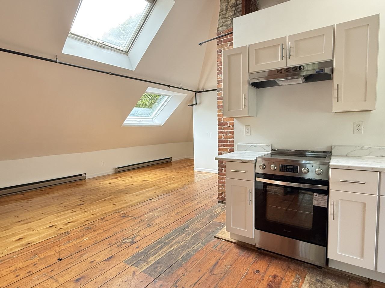 124 Sherman St #3 - Photo 2 of 10