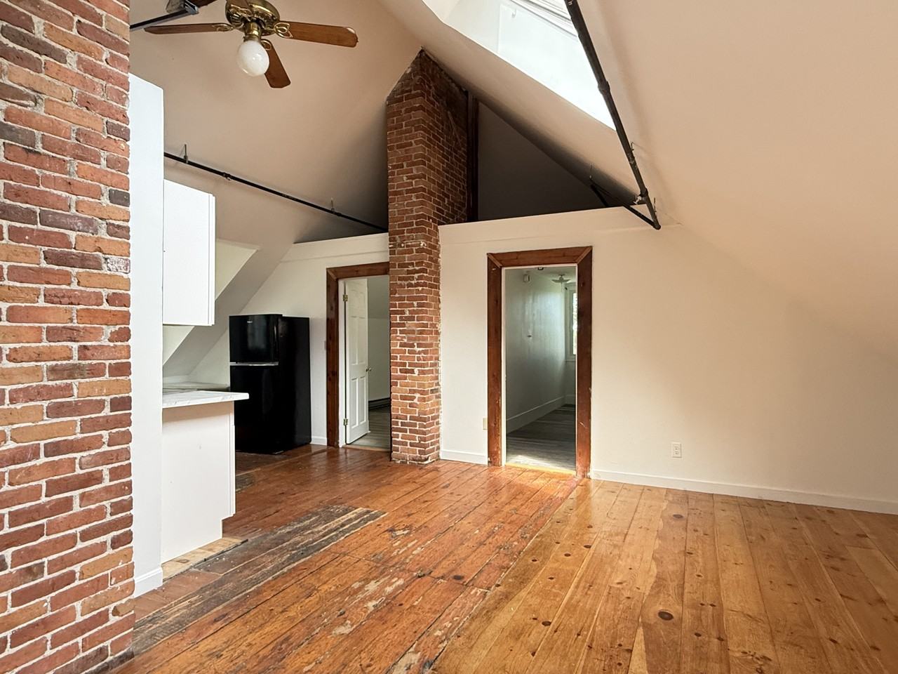 124 Sherman St #3 - Photo 5 of 10