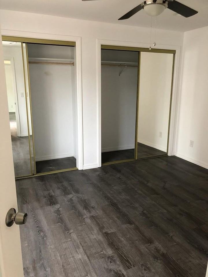 1819 W 41st Pl #1 - Photo 3 of 6