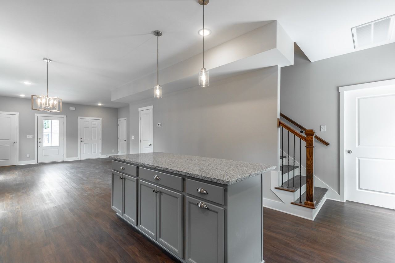 4716 Heiskell Dr #1 - Photo 6 of 34