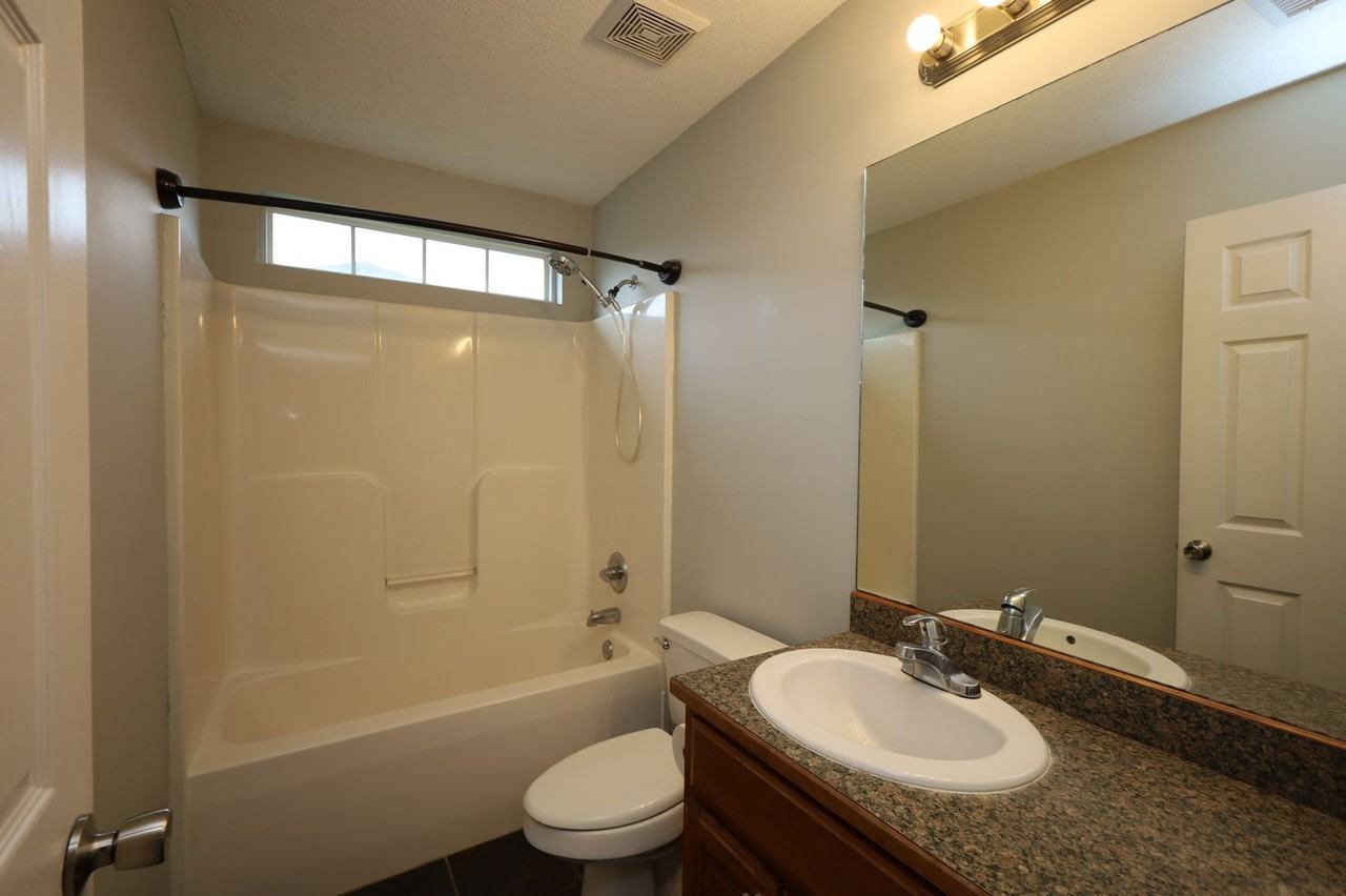 5080 Branch Point Dr - Photo 7 of 11