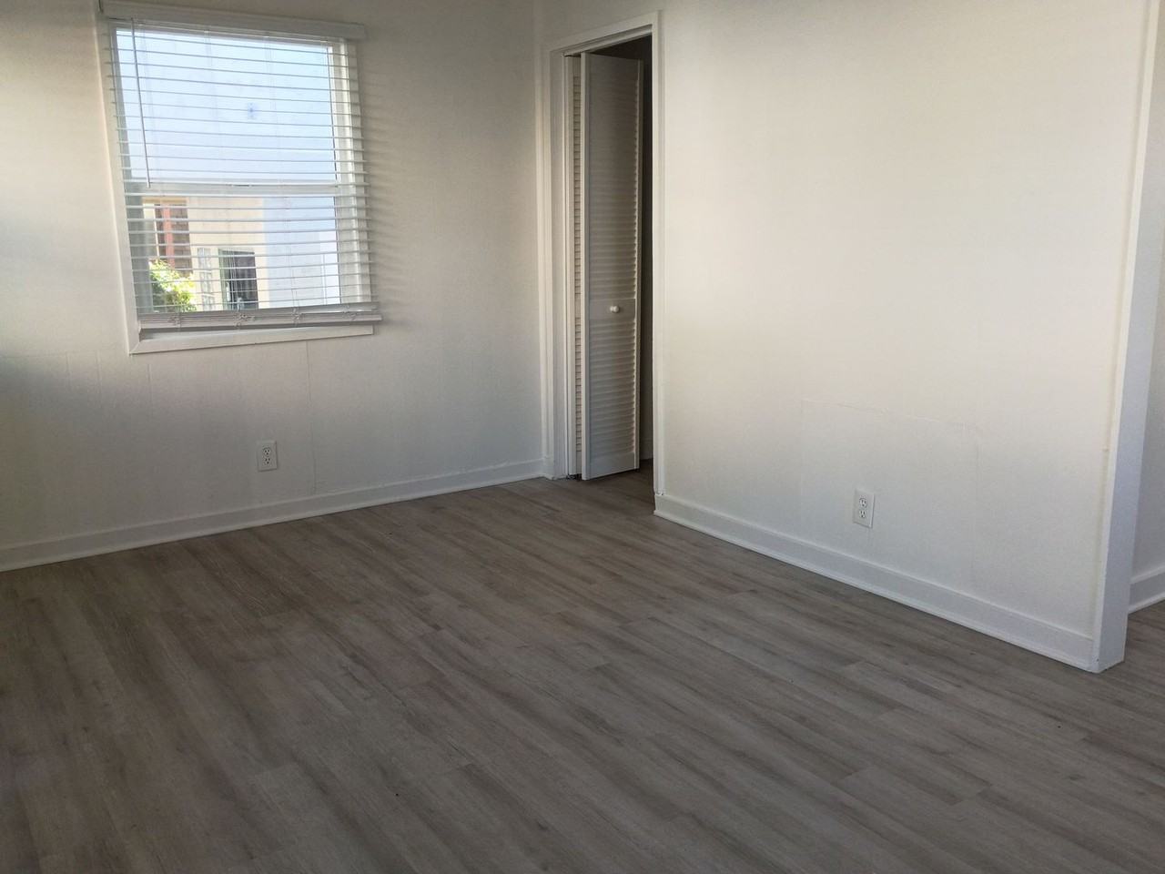 859 Loma Dr - Photo 6 of 9