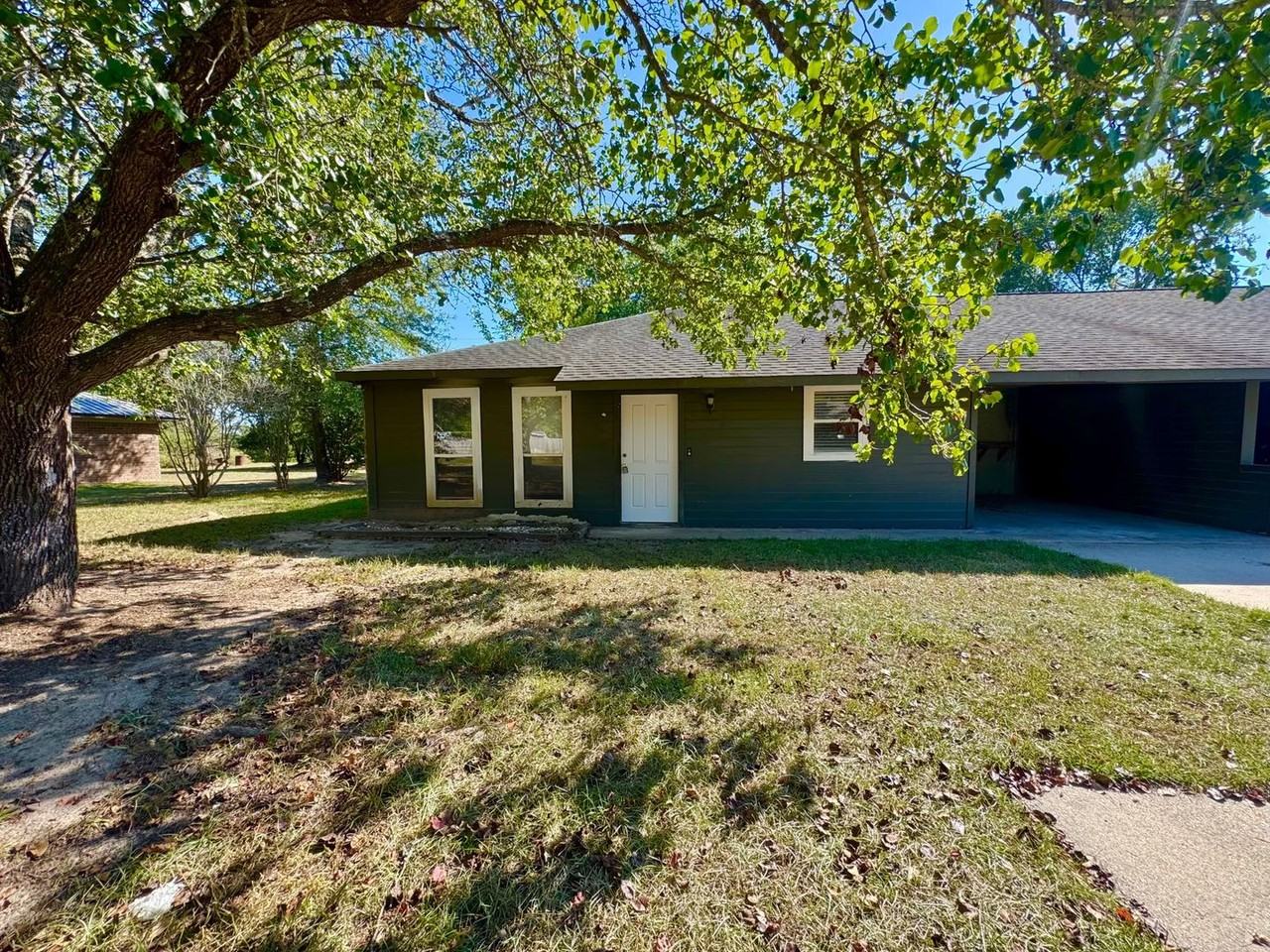 70 Pierce Rd