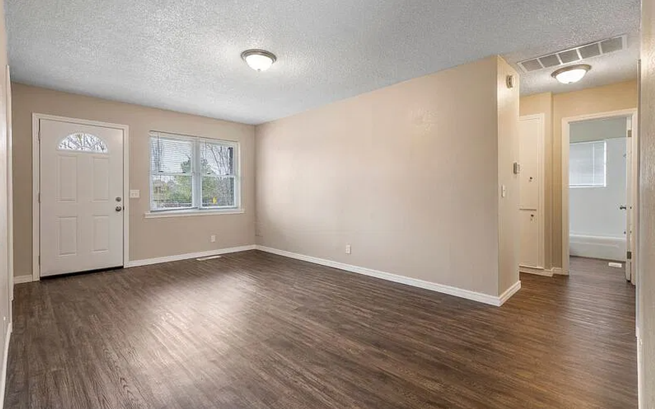 885 N 177th West Ave - Photo 3 of 15