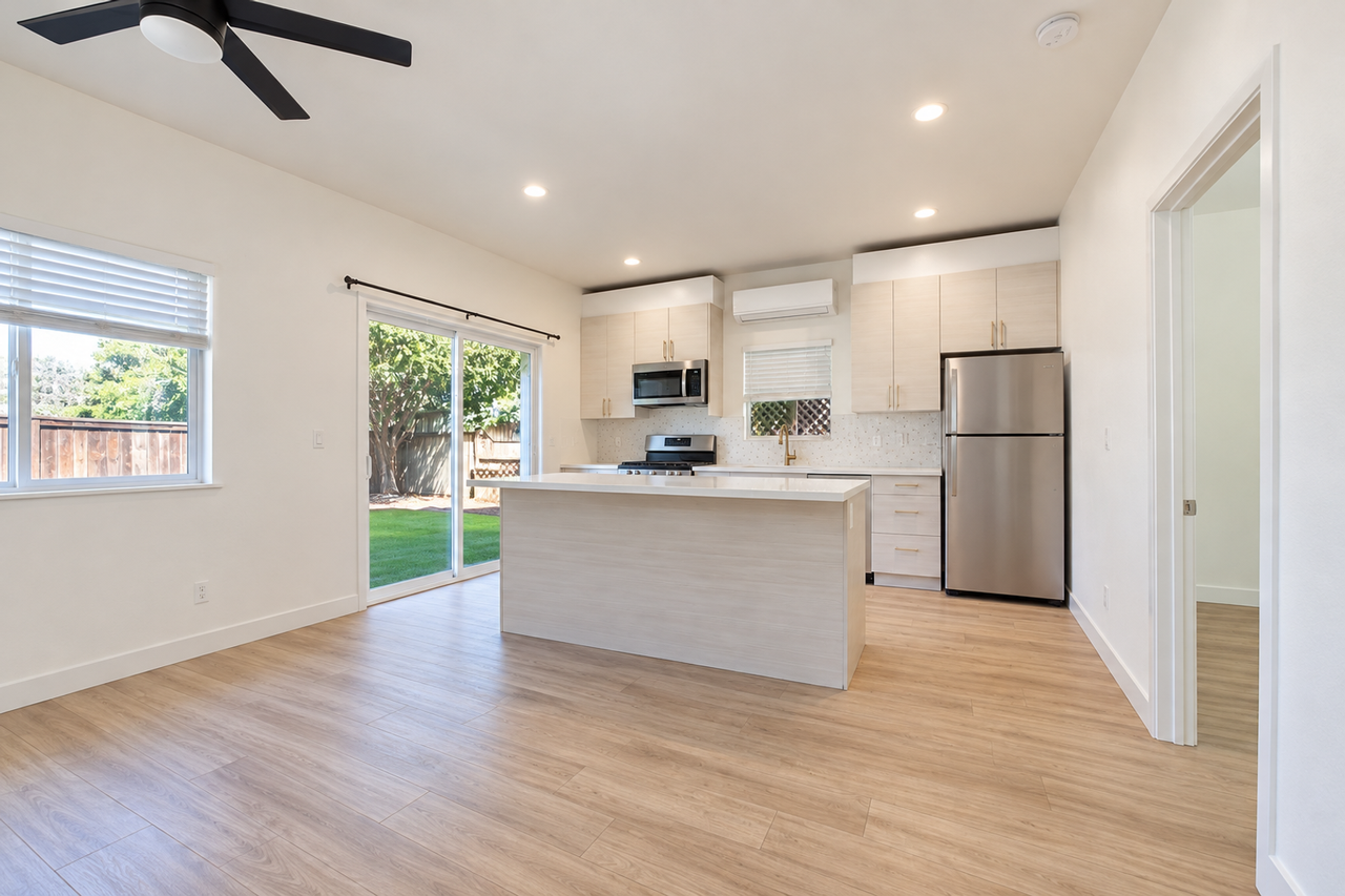 4953 63rd St - Photo 3 of 19
