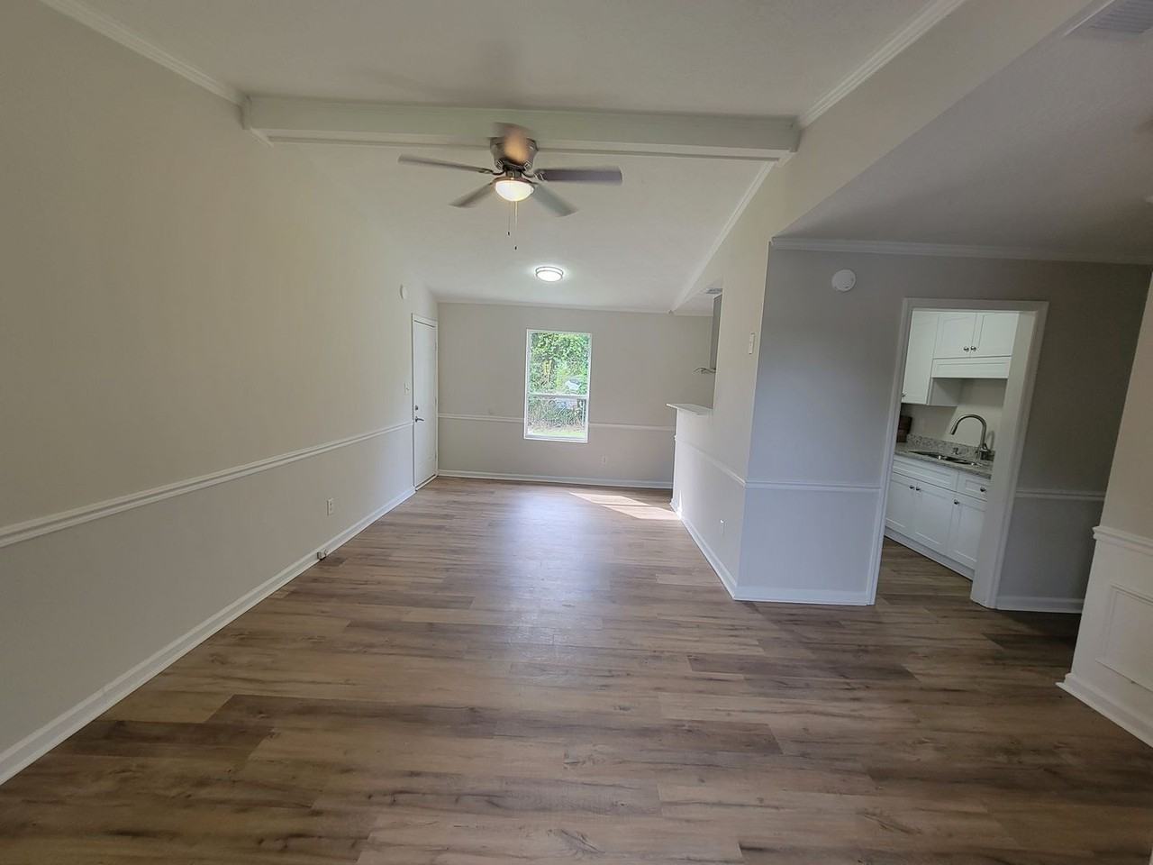 3619 Abbey Rd - Photo 4 of 21