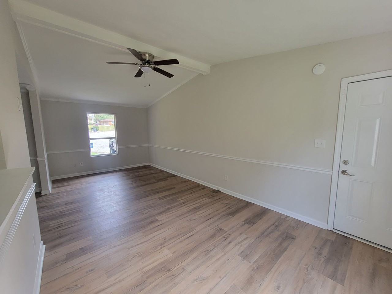 3619 Abbey Rd - Photo 6 of 21
