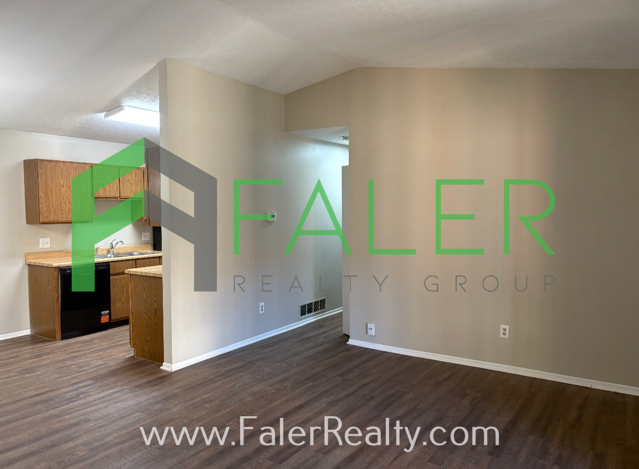 5213 Belle Isle Dr - Photo 4 of 16