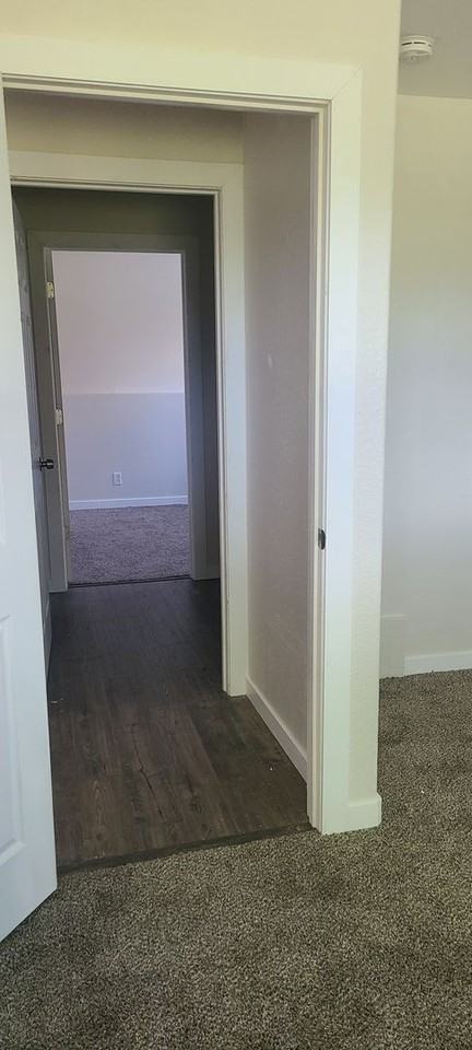 1965 W Daly Dr - Photo 5 of 14