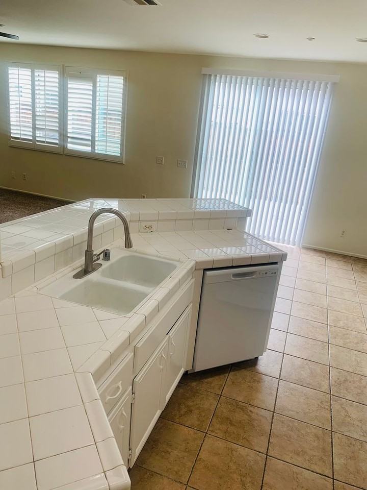 11324 Riverleaf Dr - Photo 6 of 32