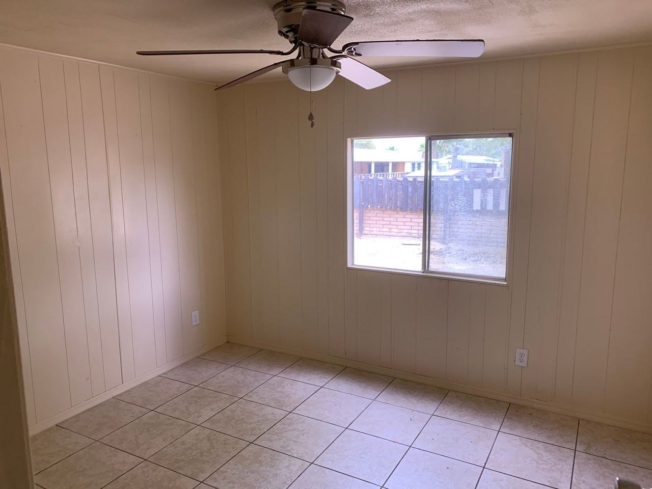 11227 S Cardinal Ln - Photo 6 of 12